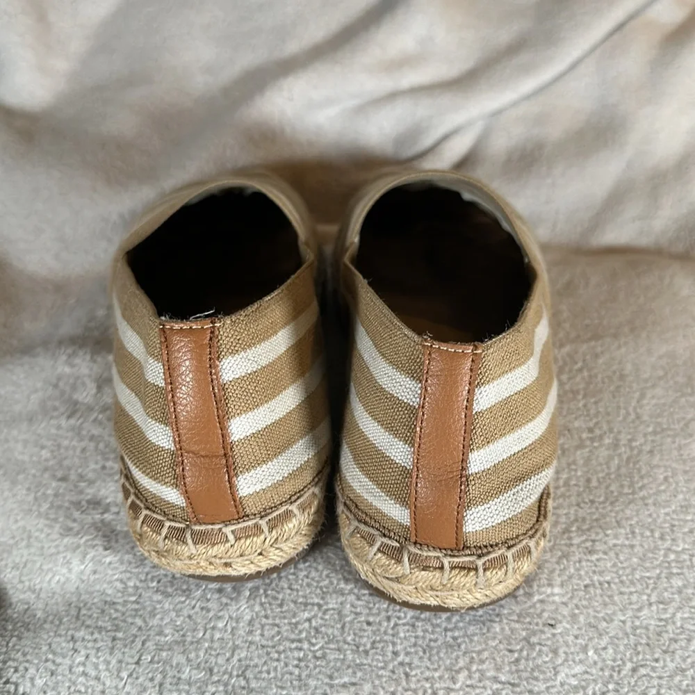 Vionic Valeri Slip On Sand Stripe Tan Espadrille Flats Size 7.5